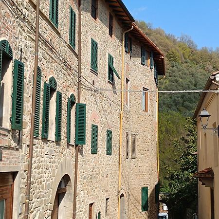 Castle Apartment Aga Uzzano Luaran gambar